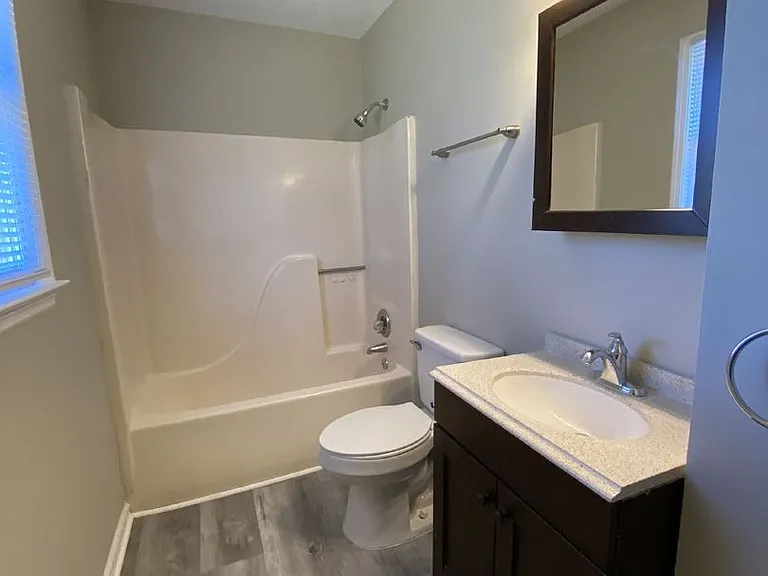 338 Whitehead Rd — Photo 4