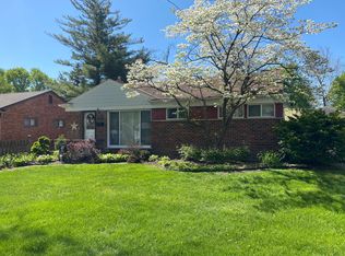 31201 Westfield St, Livonia, MI 48150