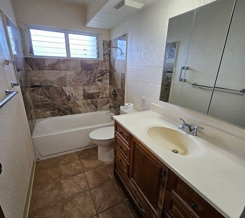 1st image of 337 Ululani St #111