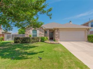 2105 Prescott Downs Dr, Denton, TX 76210