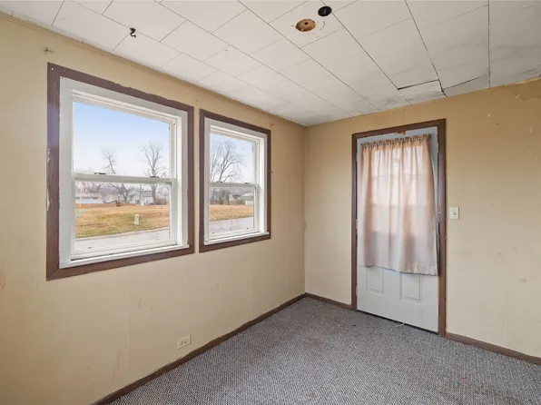 214 N Locust St, Madrid, IA 50156