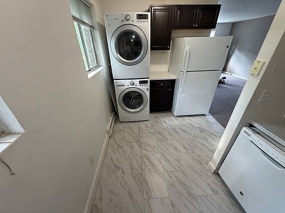 4th image of 3814 Ann St Floor 2