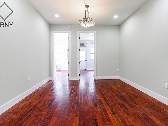 4th image of 1436 De Kalb Ave #1R