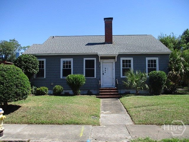 1st image of 640 Maupas Avenue
