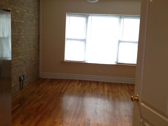 4th image of 3648-54 Berteau Ave #36503