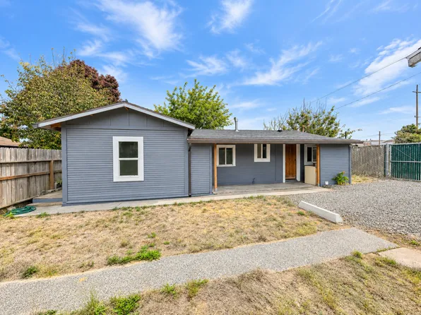 2613 Spring St, 2613 Spring St #2, Eureka, CA 95501