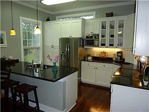 5th image of 101 Halliburton Ct