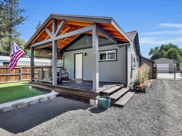 1017 S Walnut Rd, Spokane, WA 99206