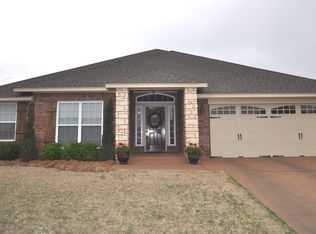 424 Sequoyah Dr, Noble, OK 73068