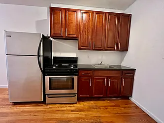 Rented by MADEHOME