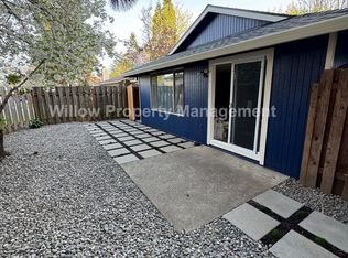 2132 NE Barberry Ct, Hillsboro, OR 97124