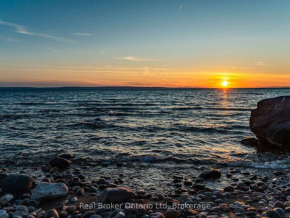 5th image of 1948 Tiny Beaches Rd S