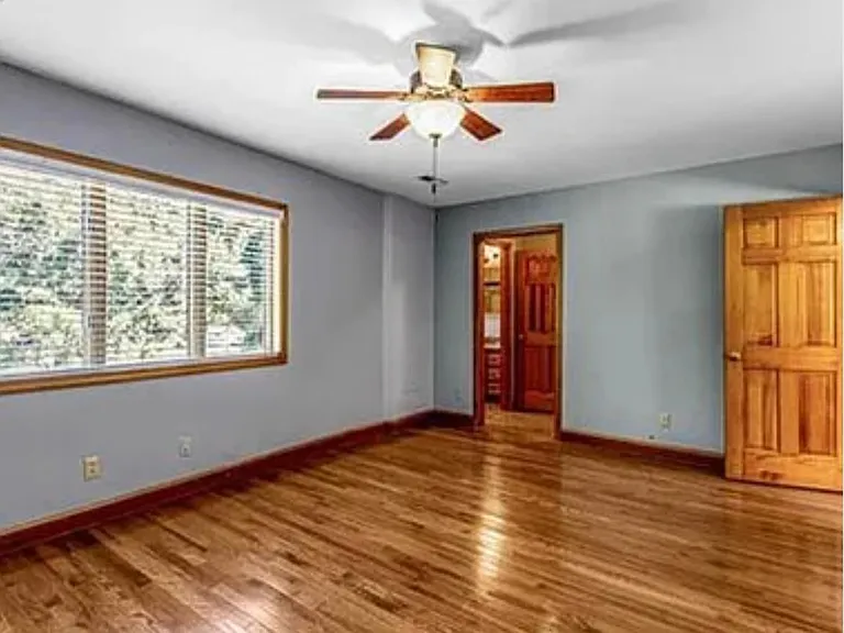 6101 Hampton Meadows Ln — Photo 20