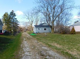 3332 Meachem Rd, Racine, WI 53405