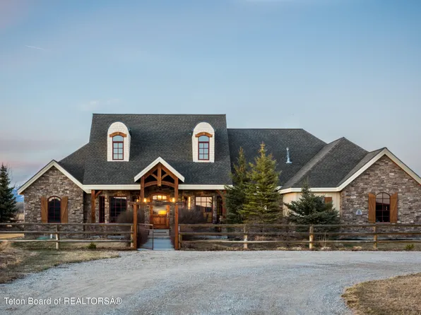 89 S Bench Rd, Pinedale, WY 82941