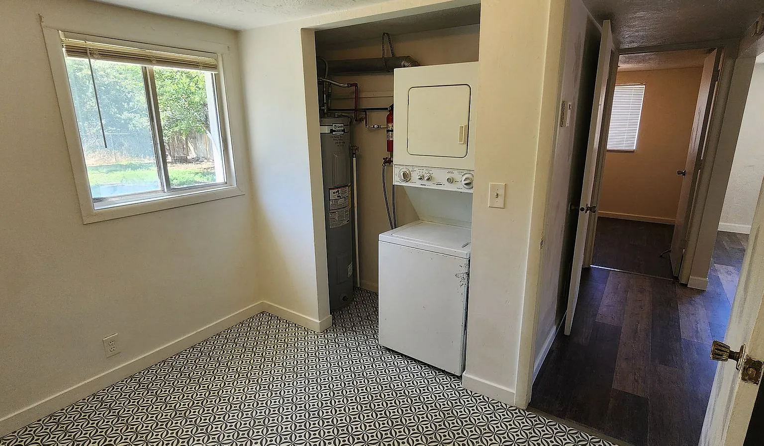 Opal St. Cottage bordering Constitution Park — Photo 4