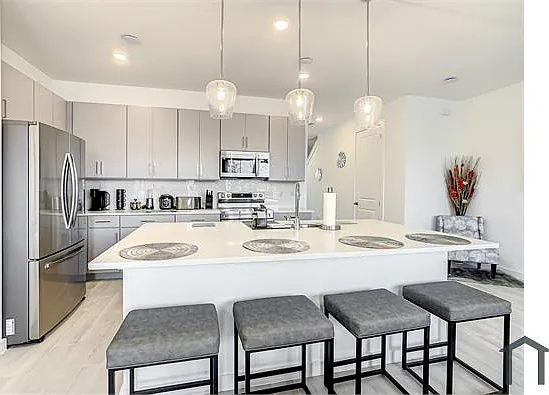 1055 Plantation Ln — Photo 12