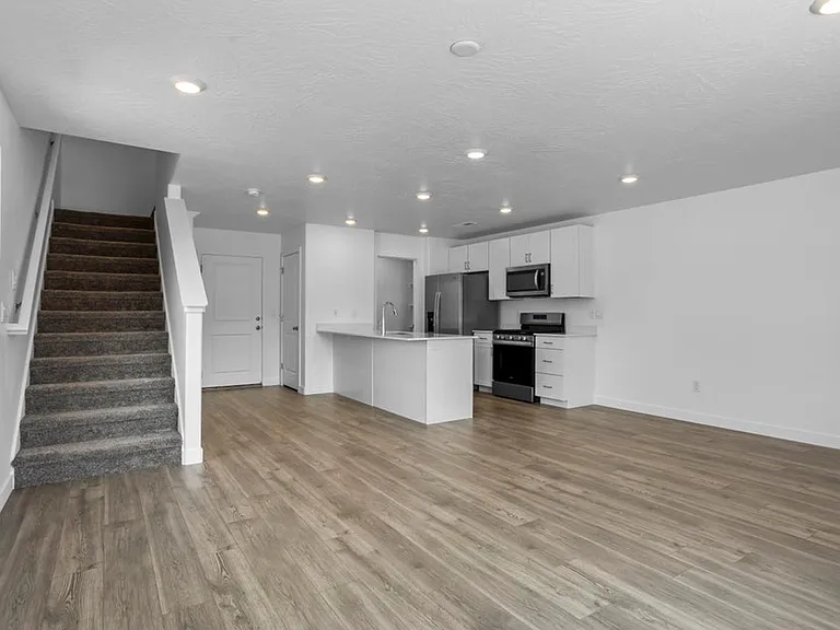 2775 E Rushpink Ln — Photo 12