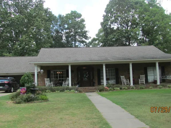 111 Sycamore Cir, Crossett, AR 71635
