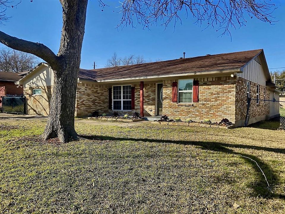 1533 E Red Bird Ln, Dallas, TX 75241 | Zillow