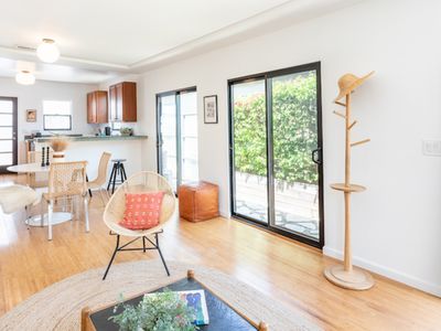 4212 Franklin Ave, Los Angeles, CA, 90027