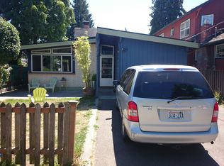 3709 SW 99th St, Seattle, WA 98126