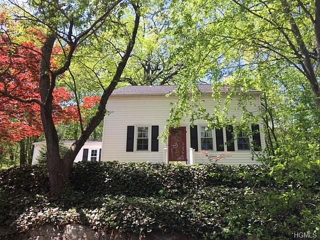 1st image of 20 Cedar Ln