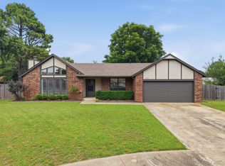 11413 S Franklin Ave, Jenks, OK 74037