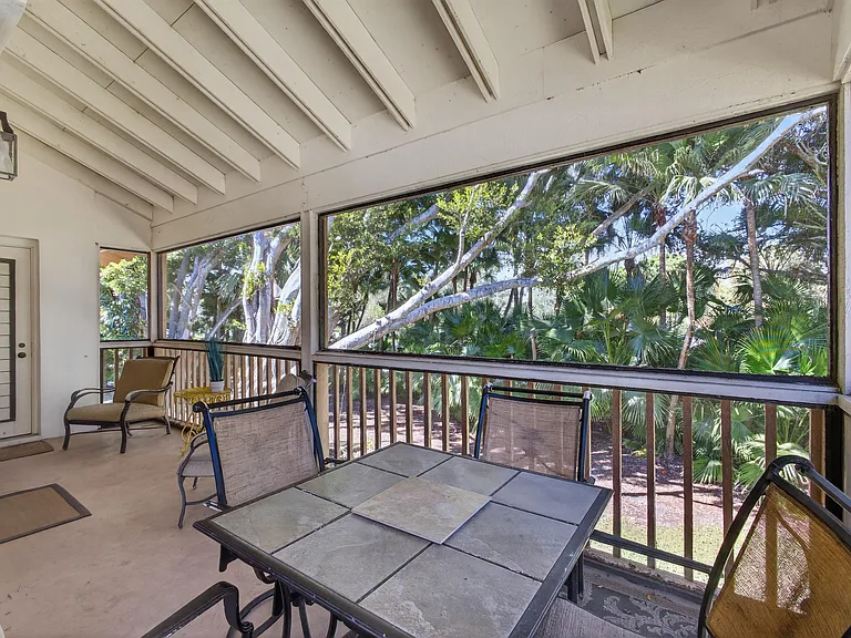 605 Brackenwood Cv — Photo 37