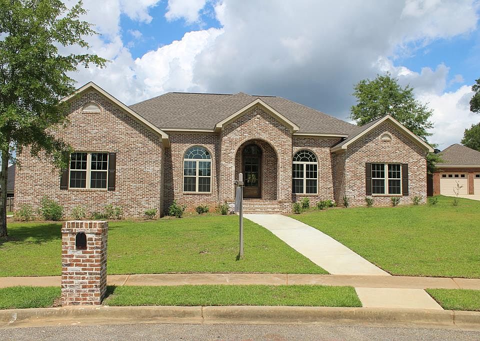 1st image of 106 Ayreswood Dr