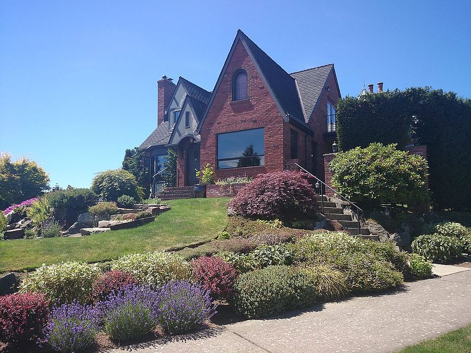 1st image of 2405 Westmont Way W