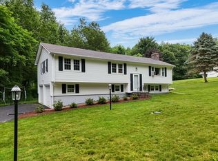9 School St, Hopkinton, MA 01748