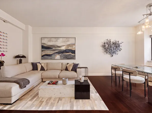 181 East 73rd Street image 1 of 7