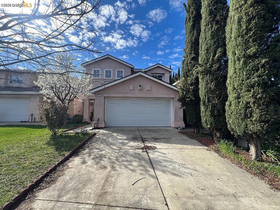 1st image of 4525 Waterford Way