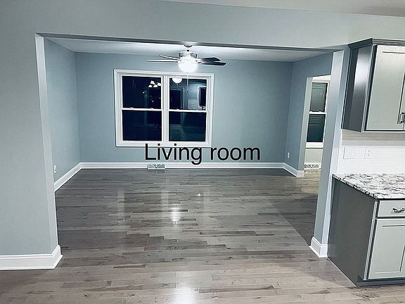 5th image of 67 Fairfield Ave