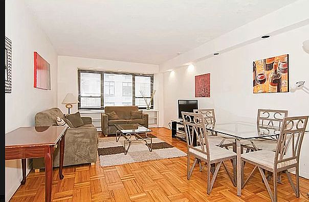 1st image of 210 E 47th St #3J1