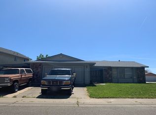 7617 Countryfield Dr, Sacramento, CA 95828