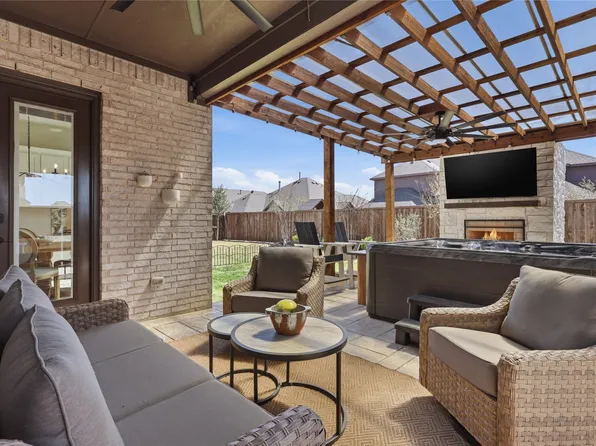 5820 Hightower St, Aubrey, TX 76227