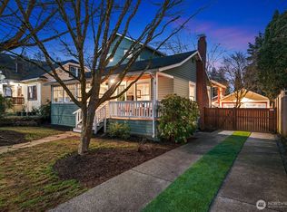 6042 33rd Ave NE, Seattle, WA 98115