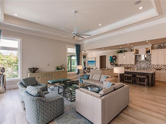 4th image of 5932 Tarpon Gardens Cir APT 102