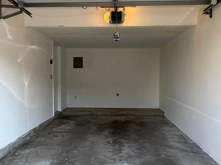 476 Harrison Ct — Photo 15