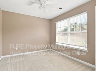14125 Arbor Ridge Dr, Charlotte, NC 28273