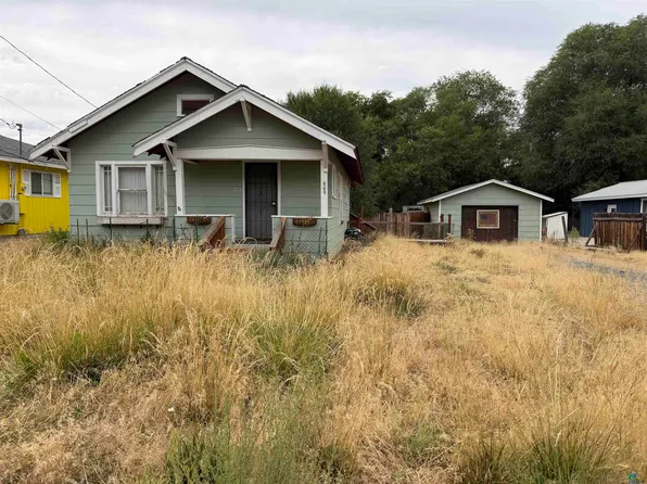 609 N East D St, Alturas, CA 96101