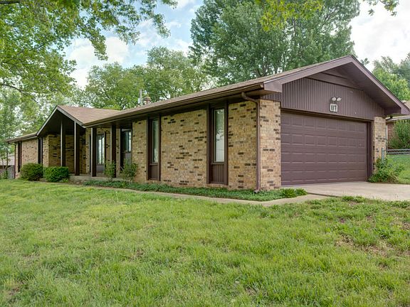 2nd image of 117 W Ridgeview Dr