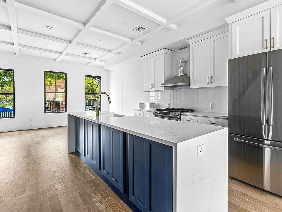 2nd image of 82 Utica Ave #2