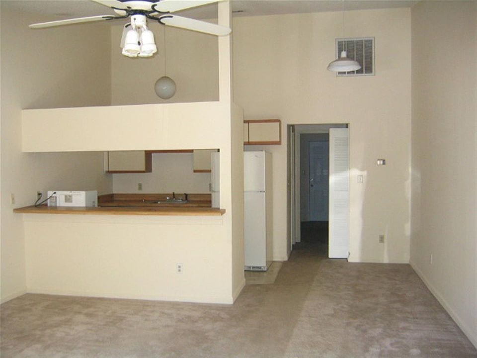 2nd image of 2235 Sandpiper St #E