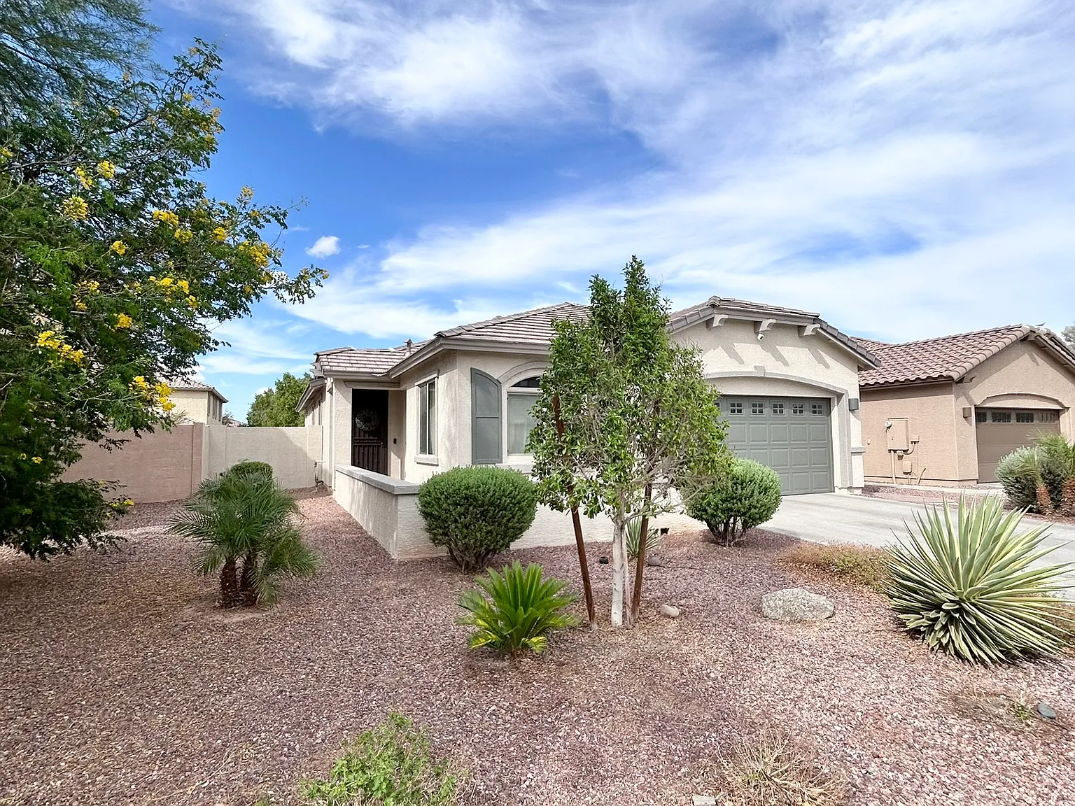 4 bed, 1793 sqft, $2,400 — Photo 3