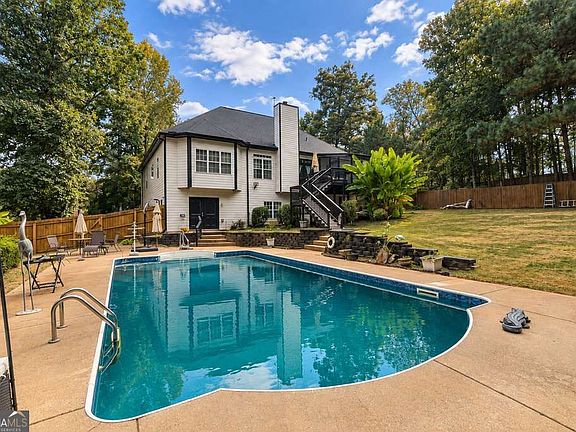 2nd image of 151 Dumar Ln