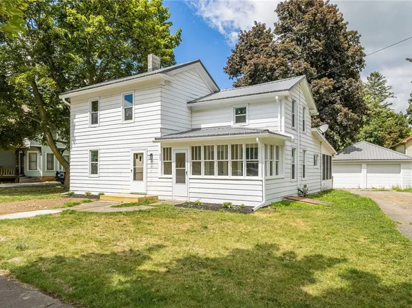 18 Mill St, Nunda, NY 14517
