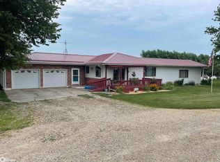 1624 Lafayette Ave, Albion, IA 50005